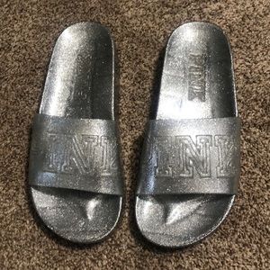 Vs pink slides